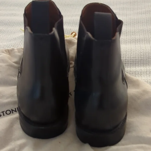 Grant Stone Men's Black Leather Chelsea Boots - Picture 5 of 6